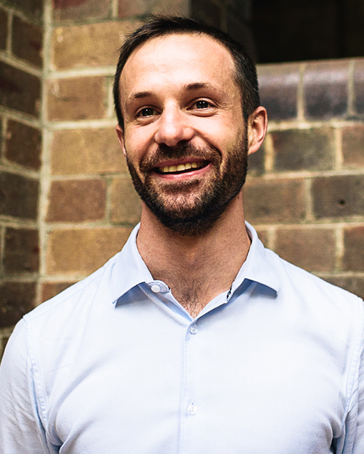 Dr Xavier Symons