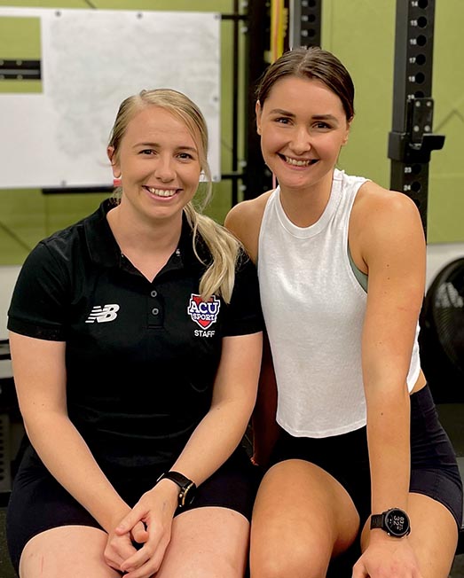 Gabriella Munteanu and Madison Pearson