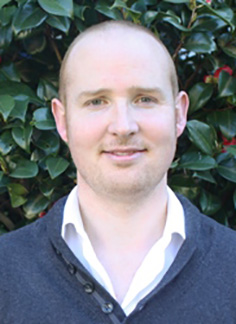 Dr Tom Barnes