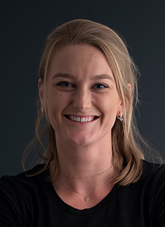 Dr Suzanna Russell